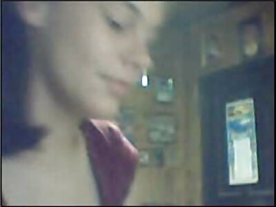 En barberet macho kneppede en kylling lige i hans shorts. erotiski video